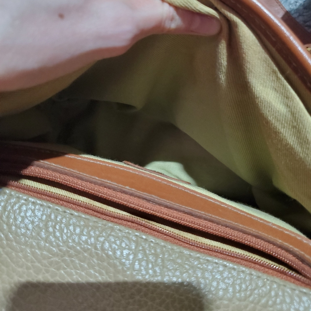 Guess Vintage Purse - Picture 10 of 14
